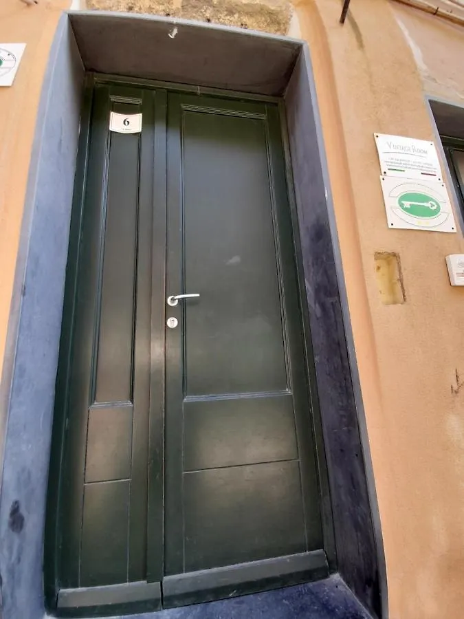 Angilina'S Apartment فيرناتْسا